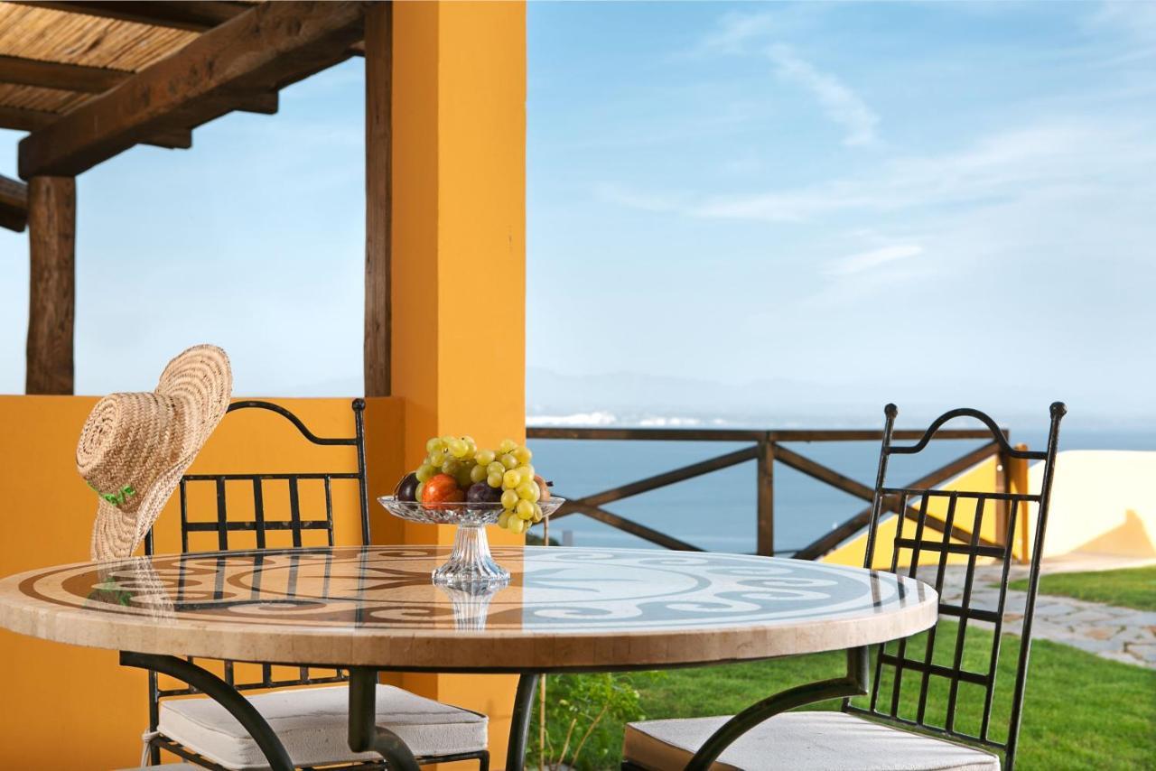 Punta Falcone Resort Santa Teresa Gallura Exterior foto