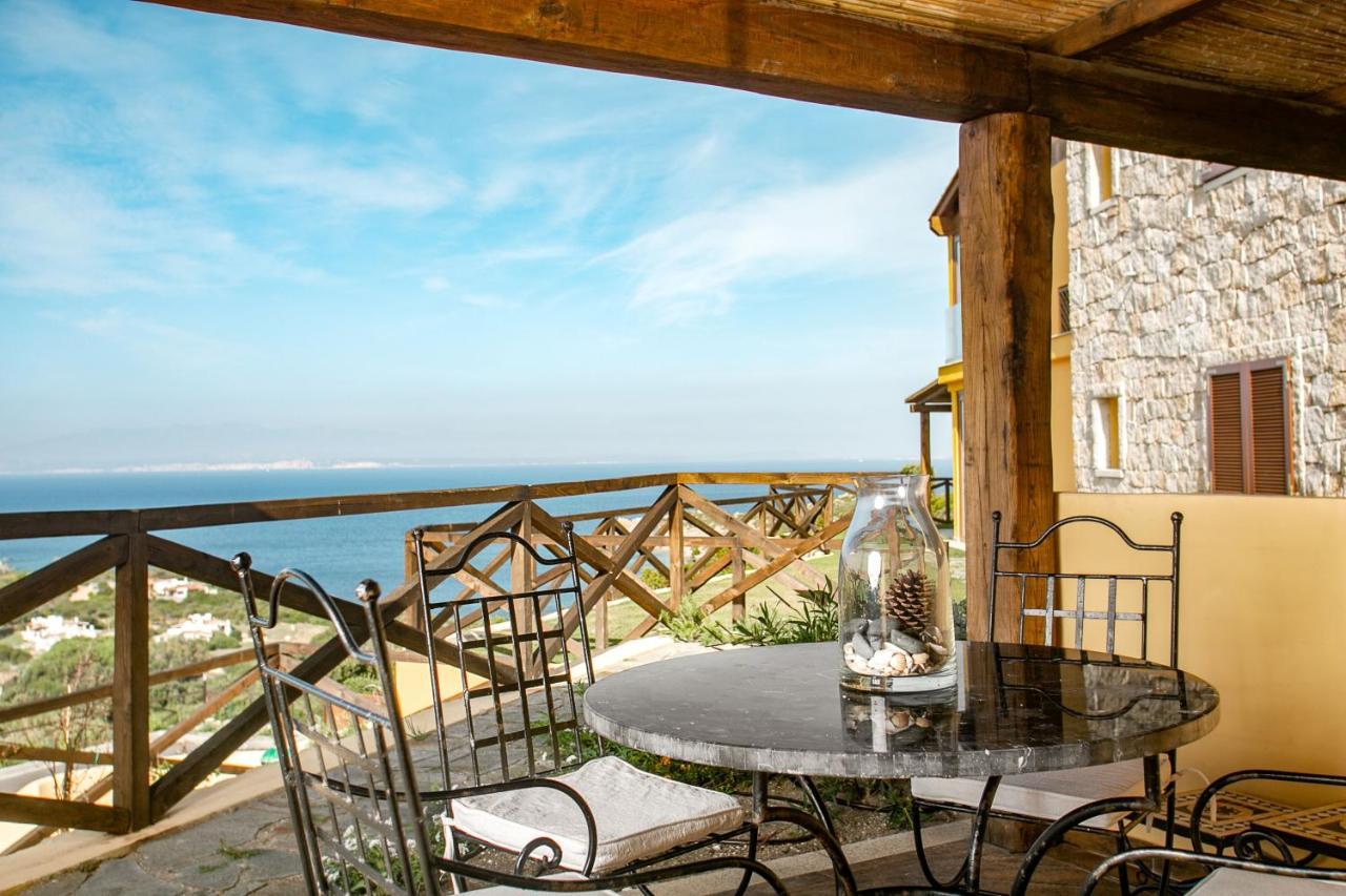 Punta Falcone Resort Santa Teresa Gallura Exterior foto